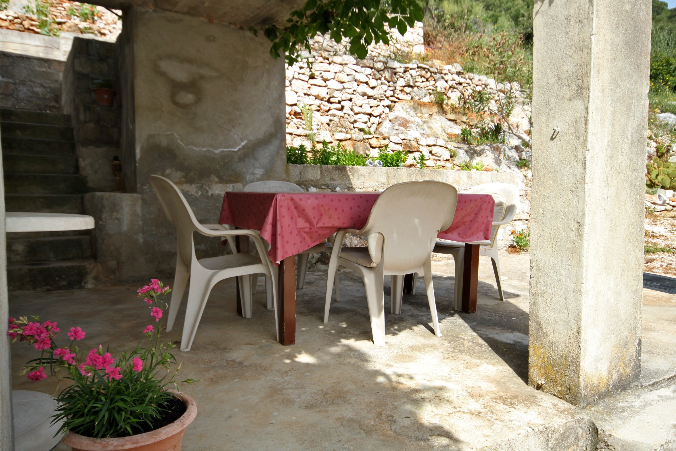 Four bedroom house near beach Cove Lučica, Hvar  K