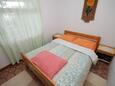 Ložnice 1 Smokvina, Ložnice 1 v ubytování typu apartment, domácí mazlíčci povoleni.