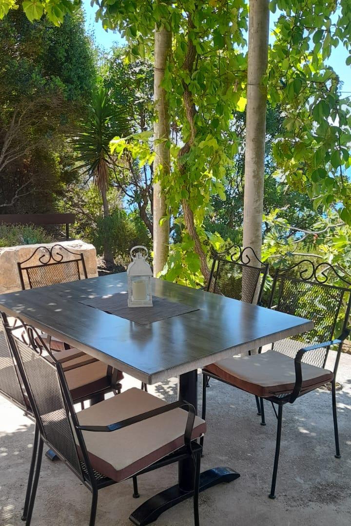 Two bedroom house near beach Cove Skozanje, Hvar  K