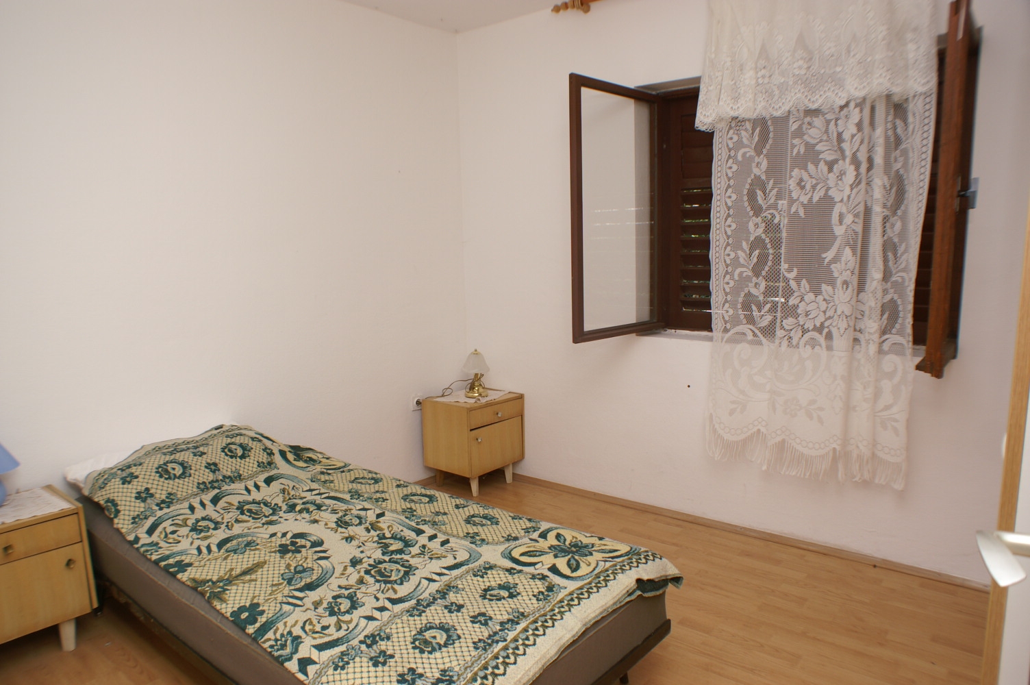 Two bedroom apartment with terrace Jelsa, Hvar  A-a