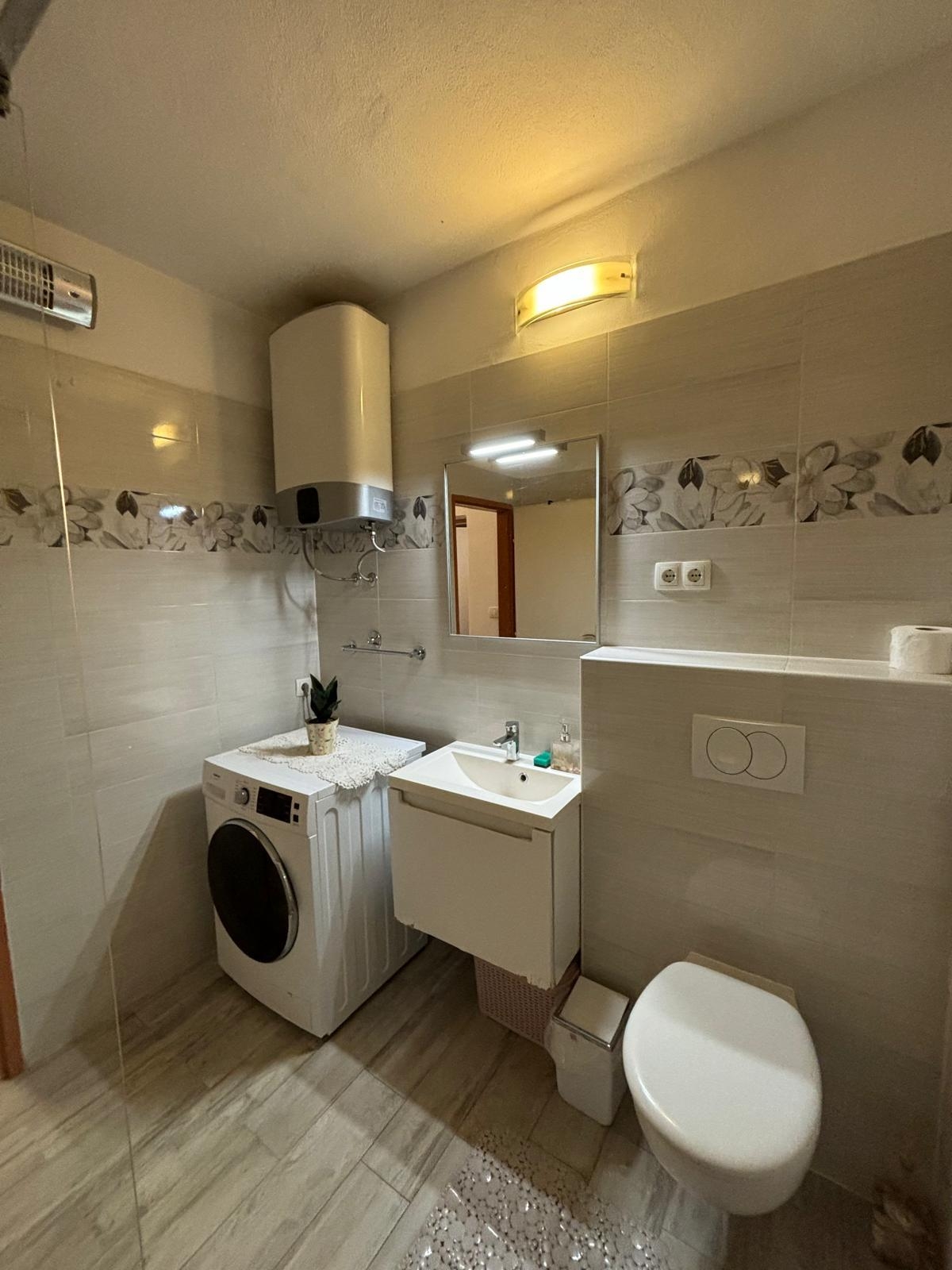 Two bedroom apartment with balcony Jelsa, Hvar  A-b