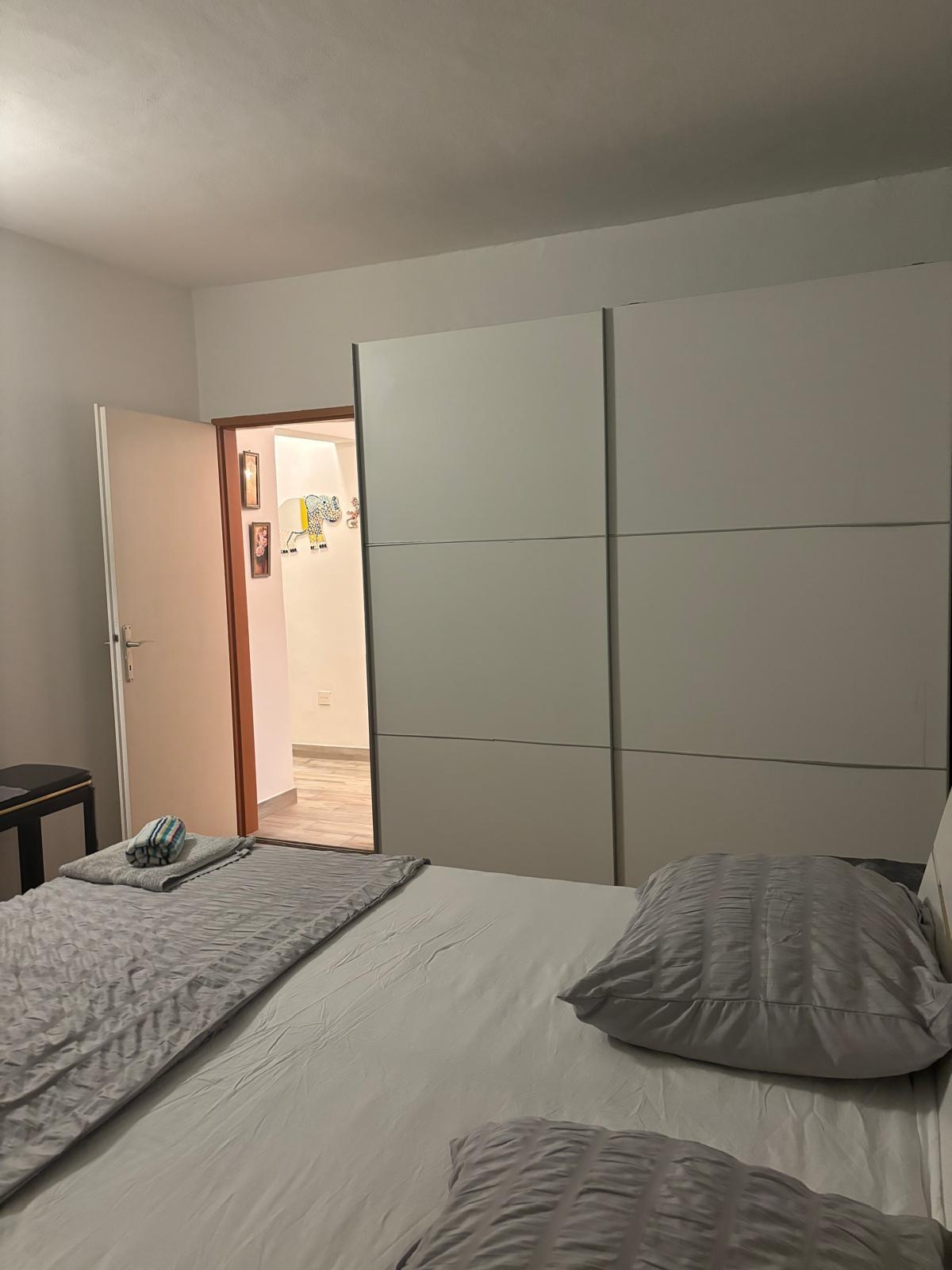 Two bedroom apartment with balcony Jelsa, Hvar  A-b