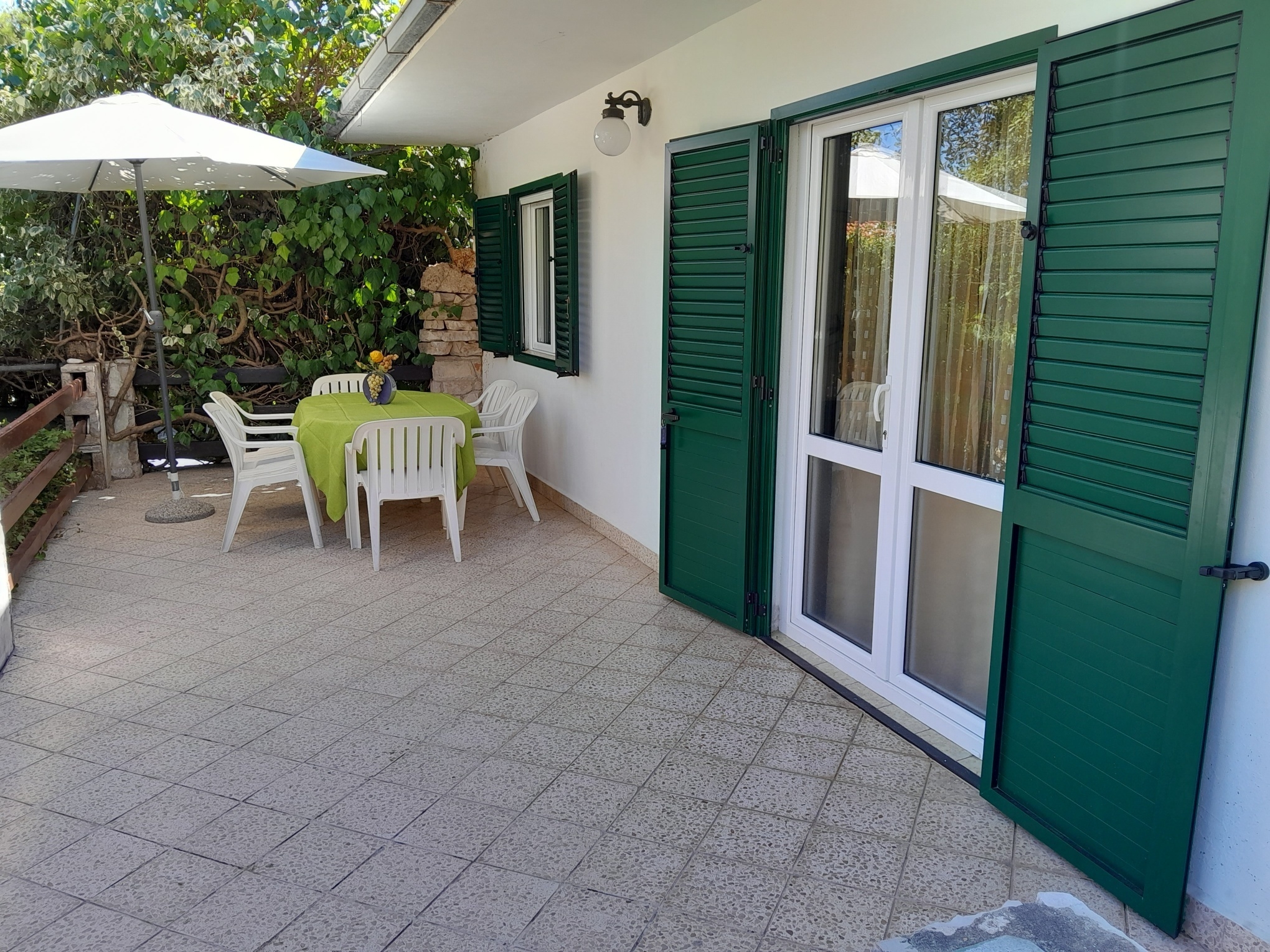 Three bedroom apartment with terrace Mudri Dolac, Hvar  A-a