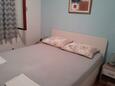 Ložnice 1 Mudri Dolac, Ložnice 1 v ubytování typu apartment, domácí mazlíčci povoleni a WiFi.