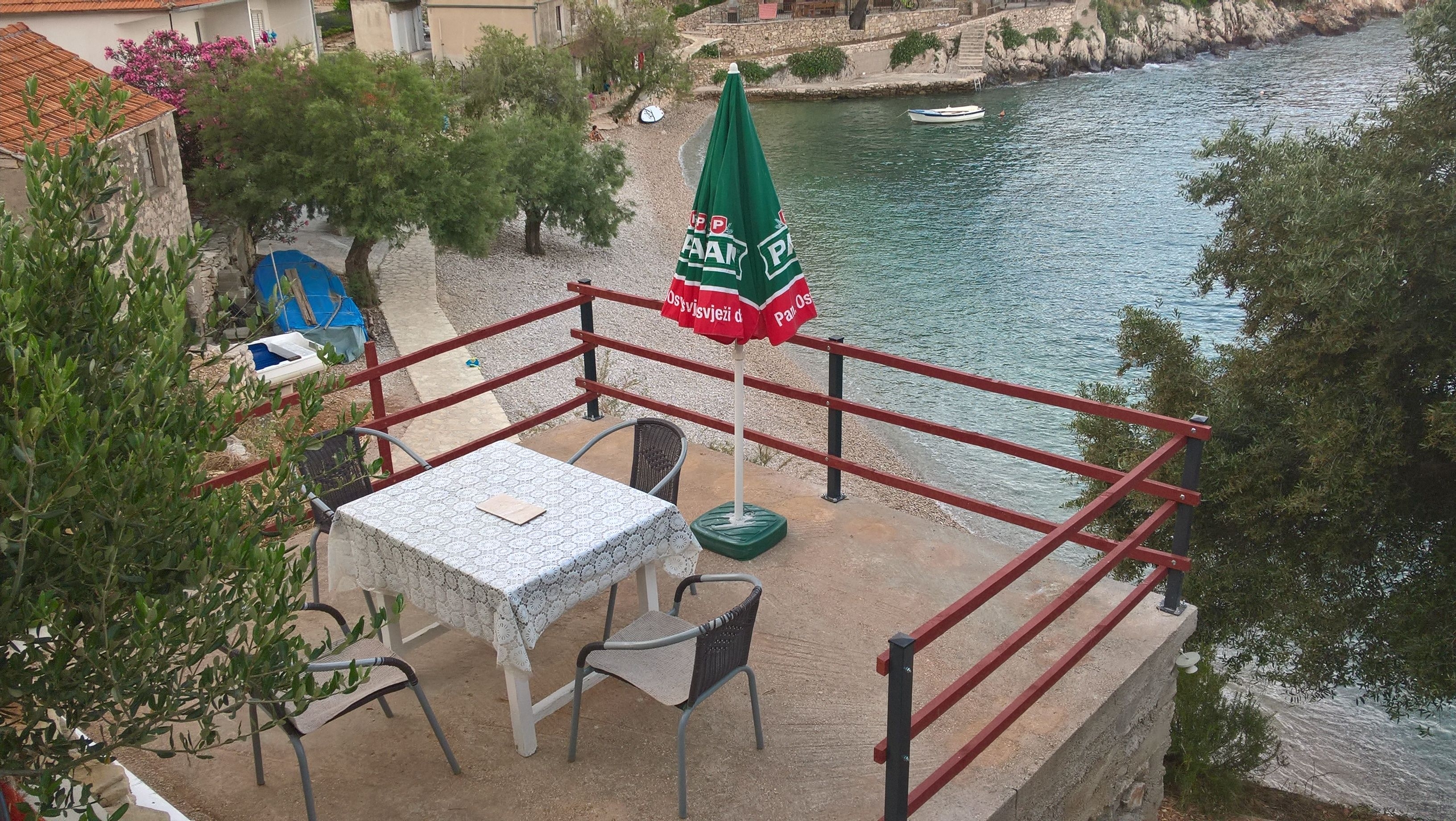Two bedroom apartment near beach Cove Torac, Hvar  A-a