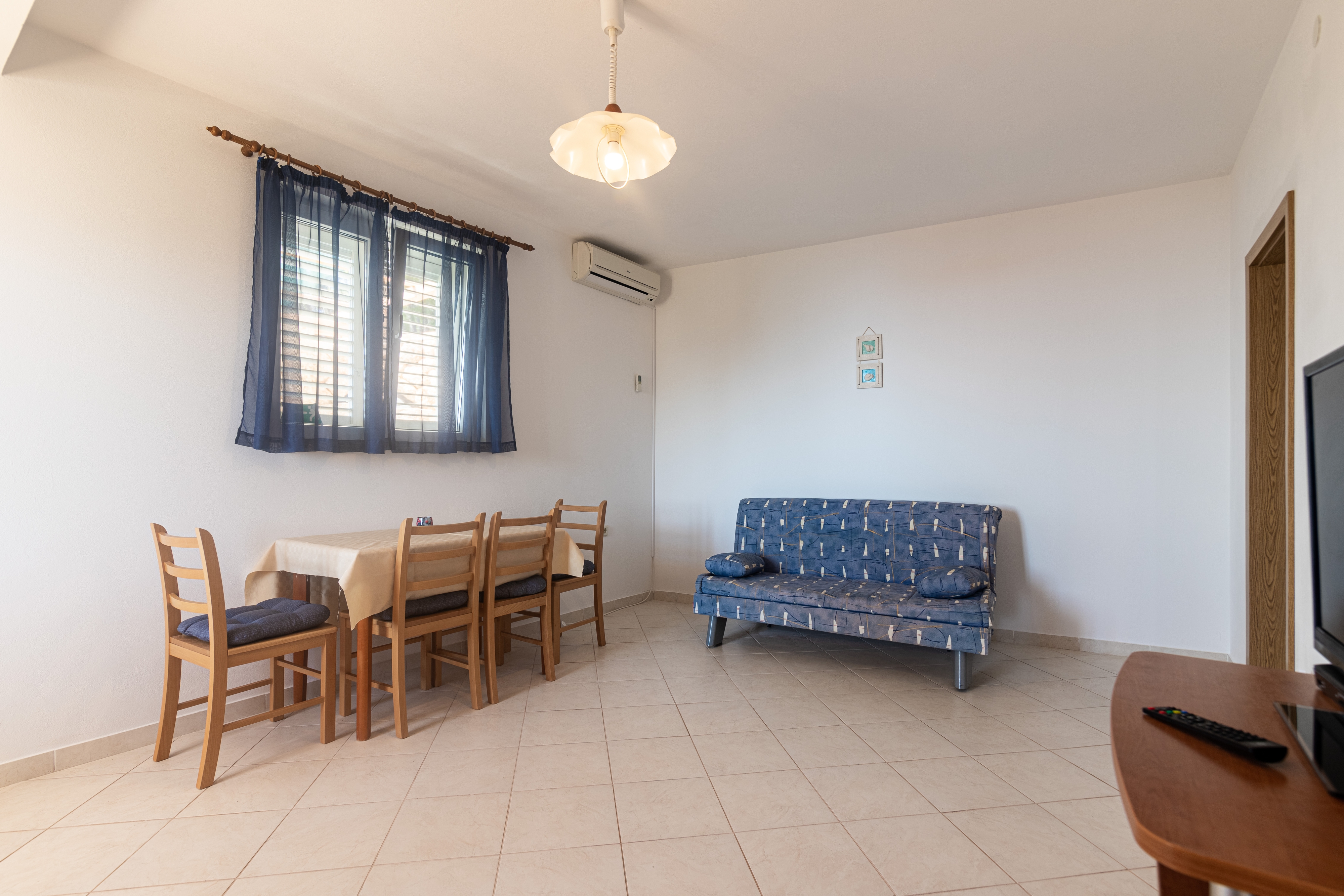 Top Hvar Sveta Nedilja Top Hvar Sveta Nedilja