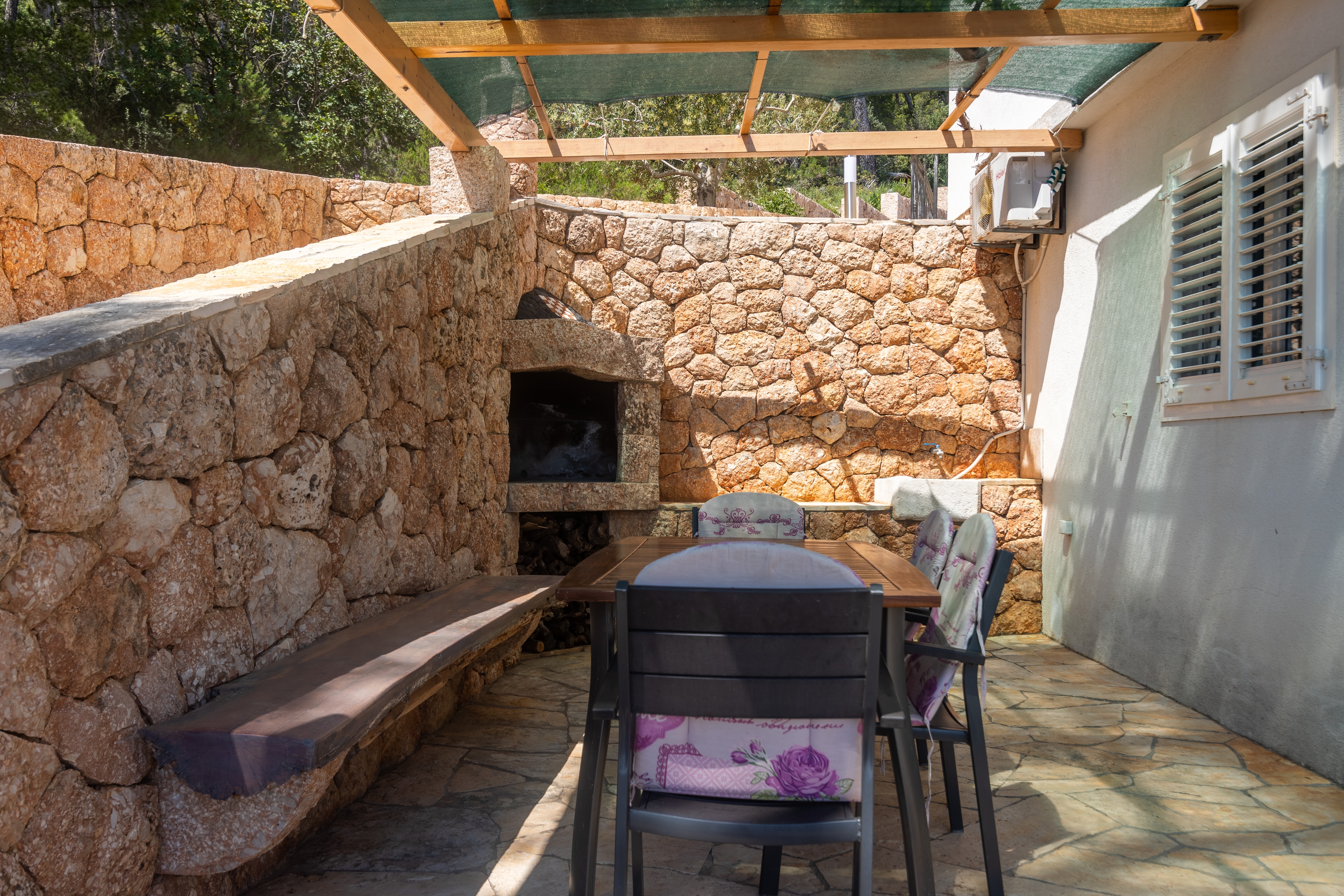 One bedroom apartment with terrace and sea view Sveta Nedilja, Hvar  A-a
