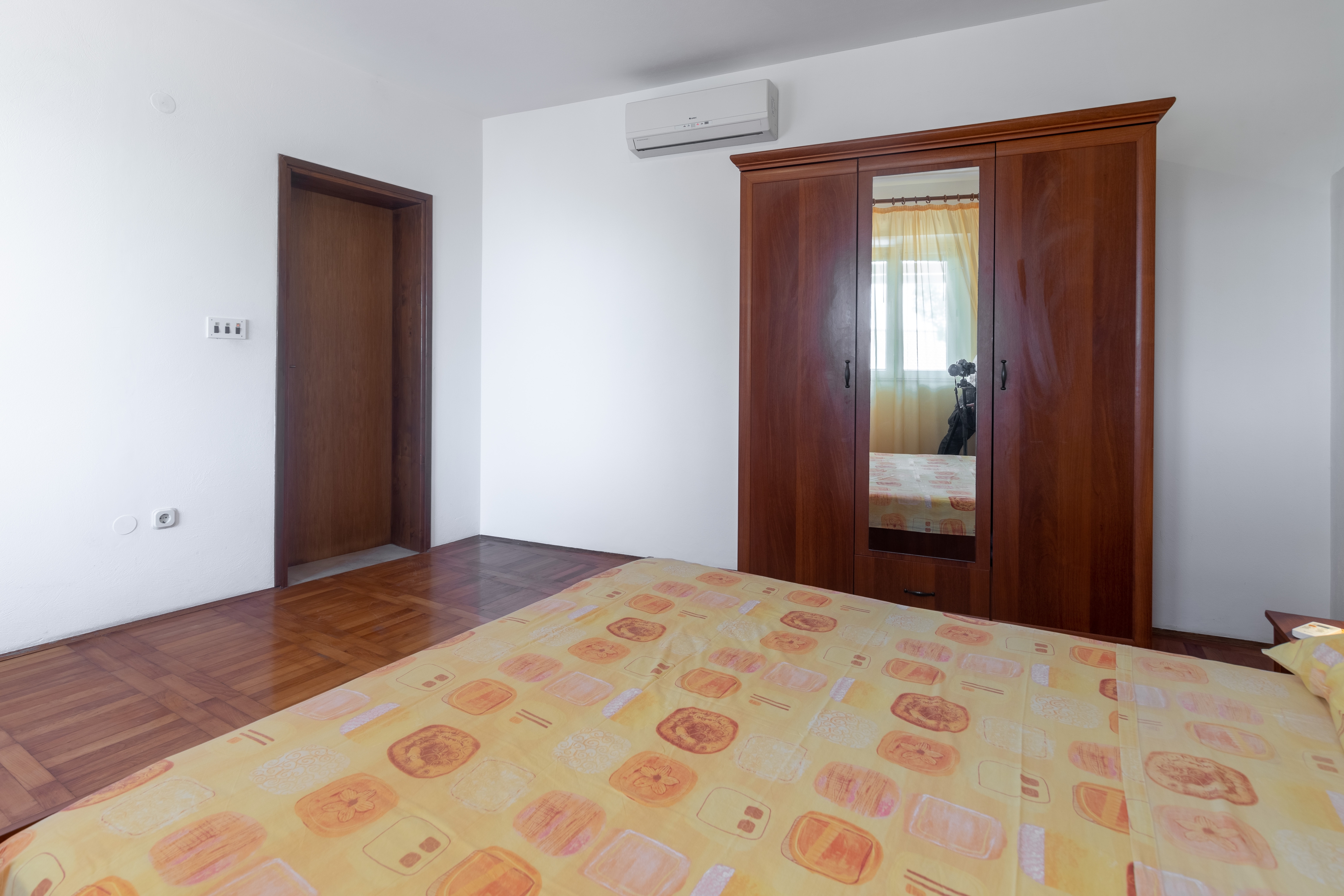 Two bedroom apartment with terrace and sea view Sveta Nedilja, Hvar  A-b