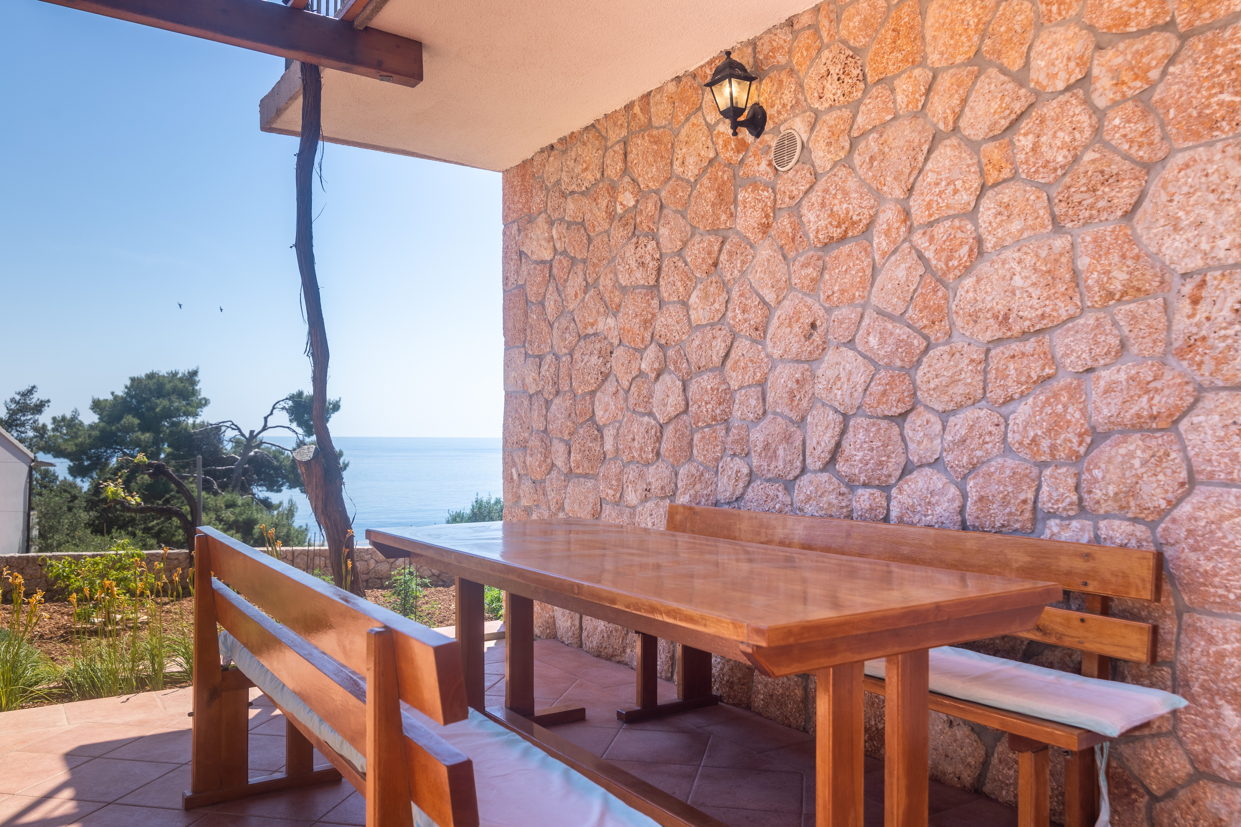 Two bedroom apartment with terrace and sea view Sveta Nedilja, Hvar (A-4049-b) Two bedroom apartment with terrace and sea view Sveta Nedilja, Hvar (A-4049-b)