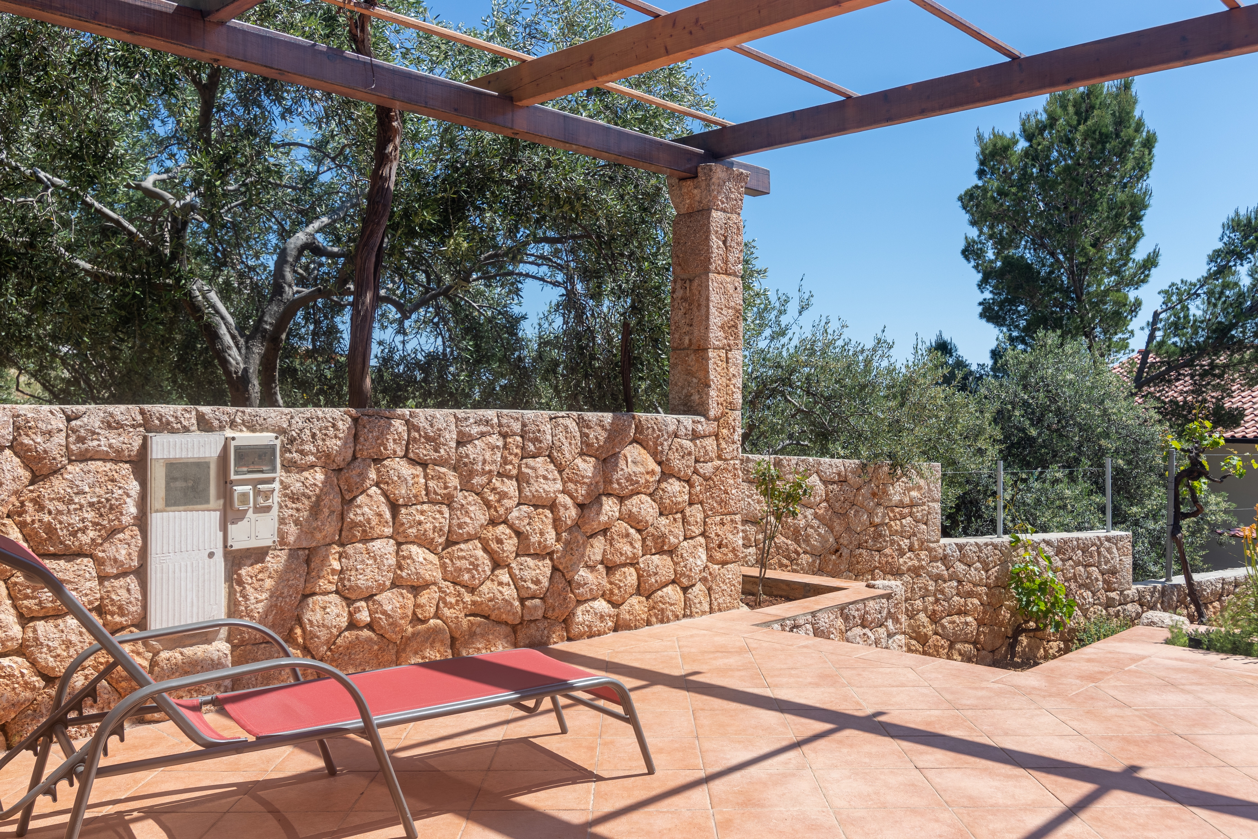 Two bedroom apartment with terrace and sea view Sveta Nedilja, Hvar  A-b