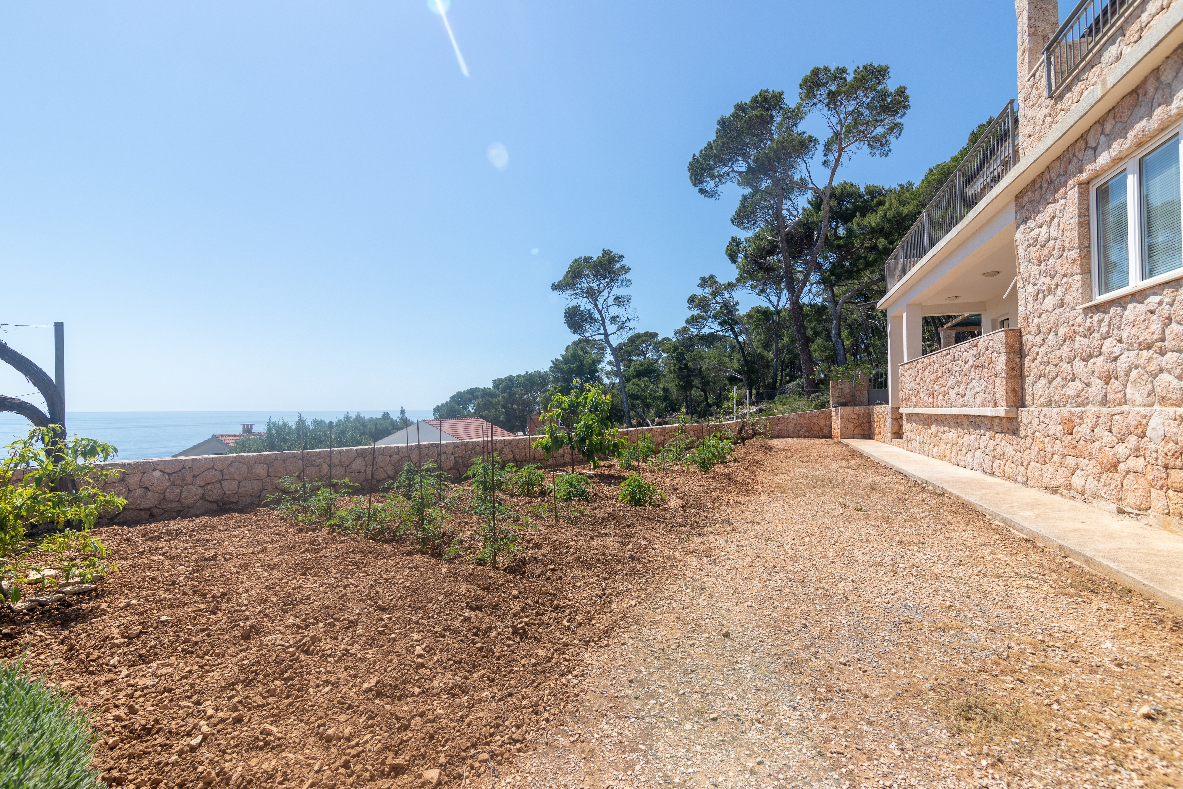 Two bedroom apartment with terrace and sea view Sveta Nedilja, Hvar  A-b