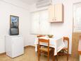 Novalja, Jedilnica v nastanitvi vrste apartment, dostopna klima in WiFi.