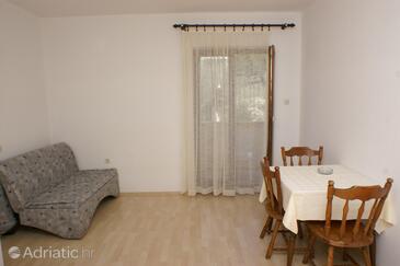 Dining room Jakišnica, Dining room in the apartment, dopusteni kucni ljubimci i WIFI.