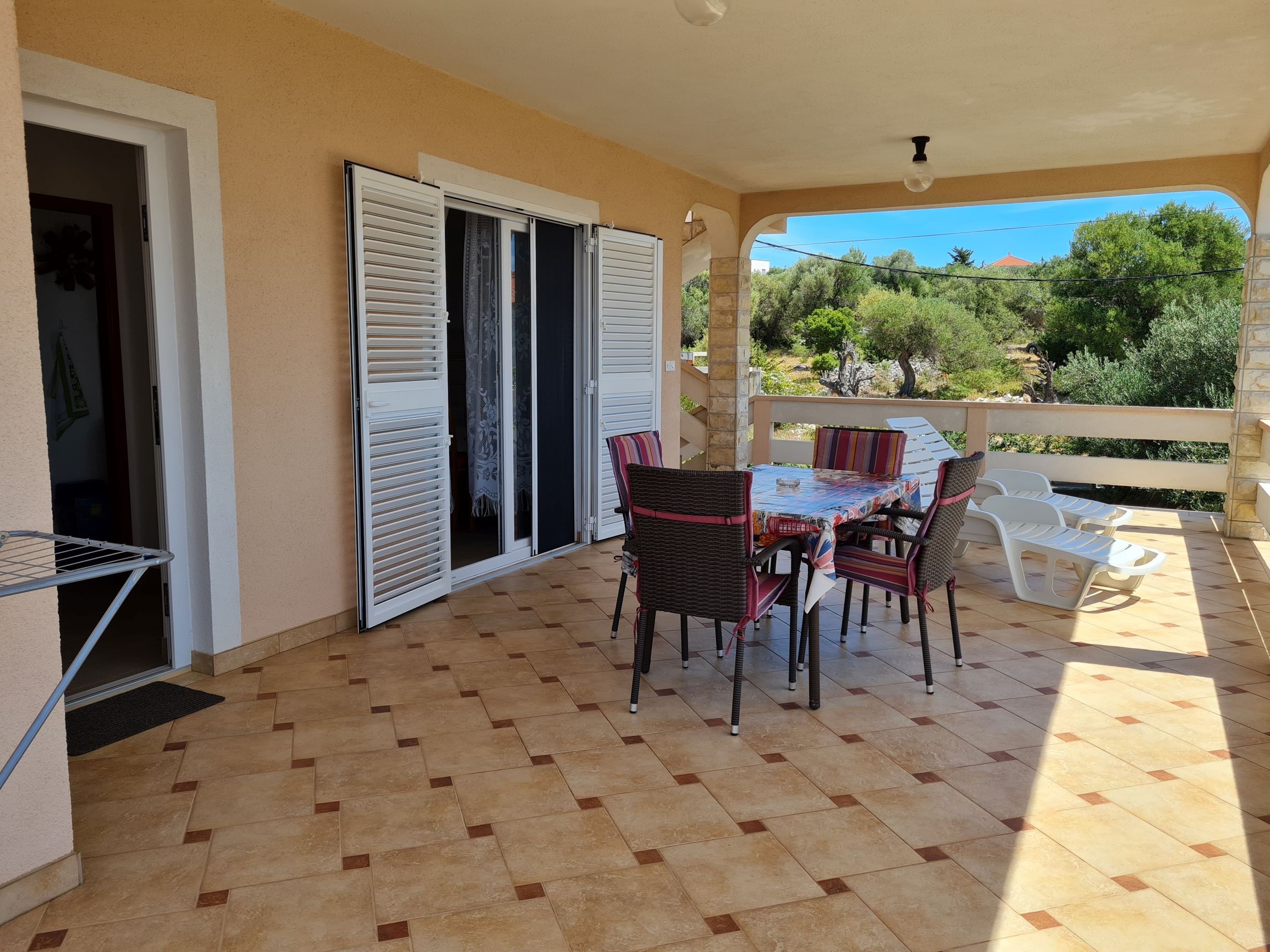 Two bedroom apartment with terrace and sea view Lun, Pag  A-a