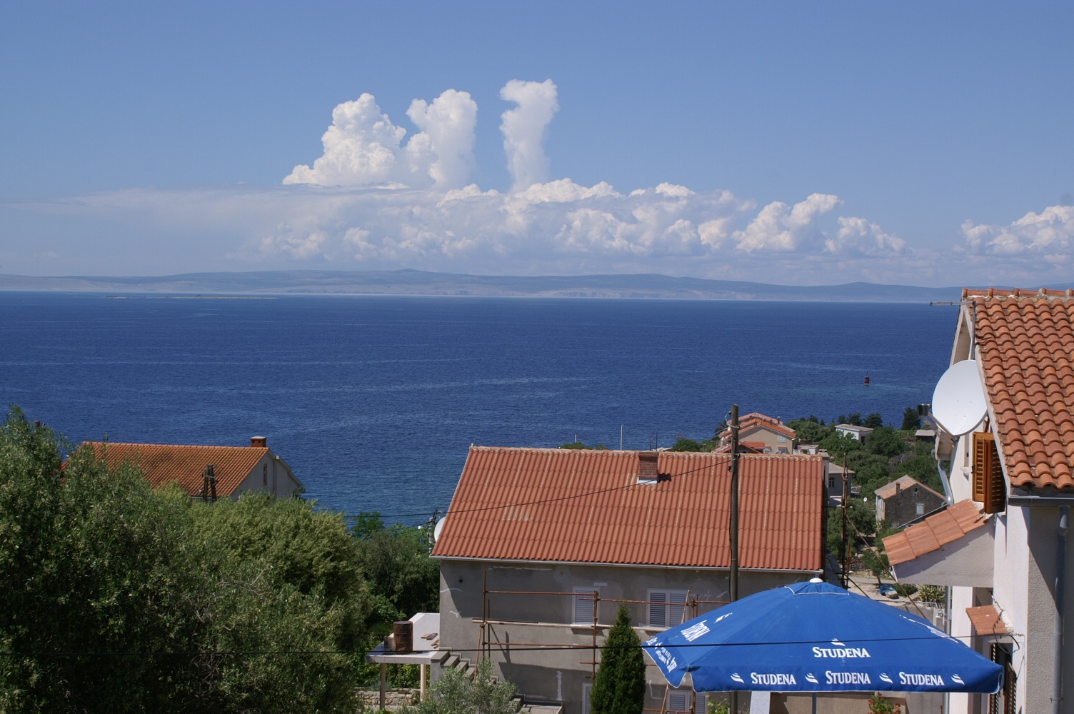 Two bedroom apartment with terrace and sea view Lun, Pag  A-a