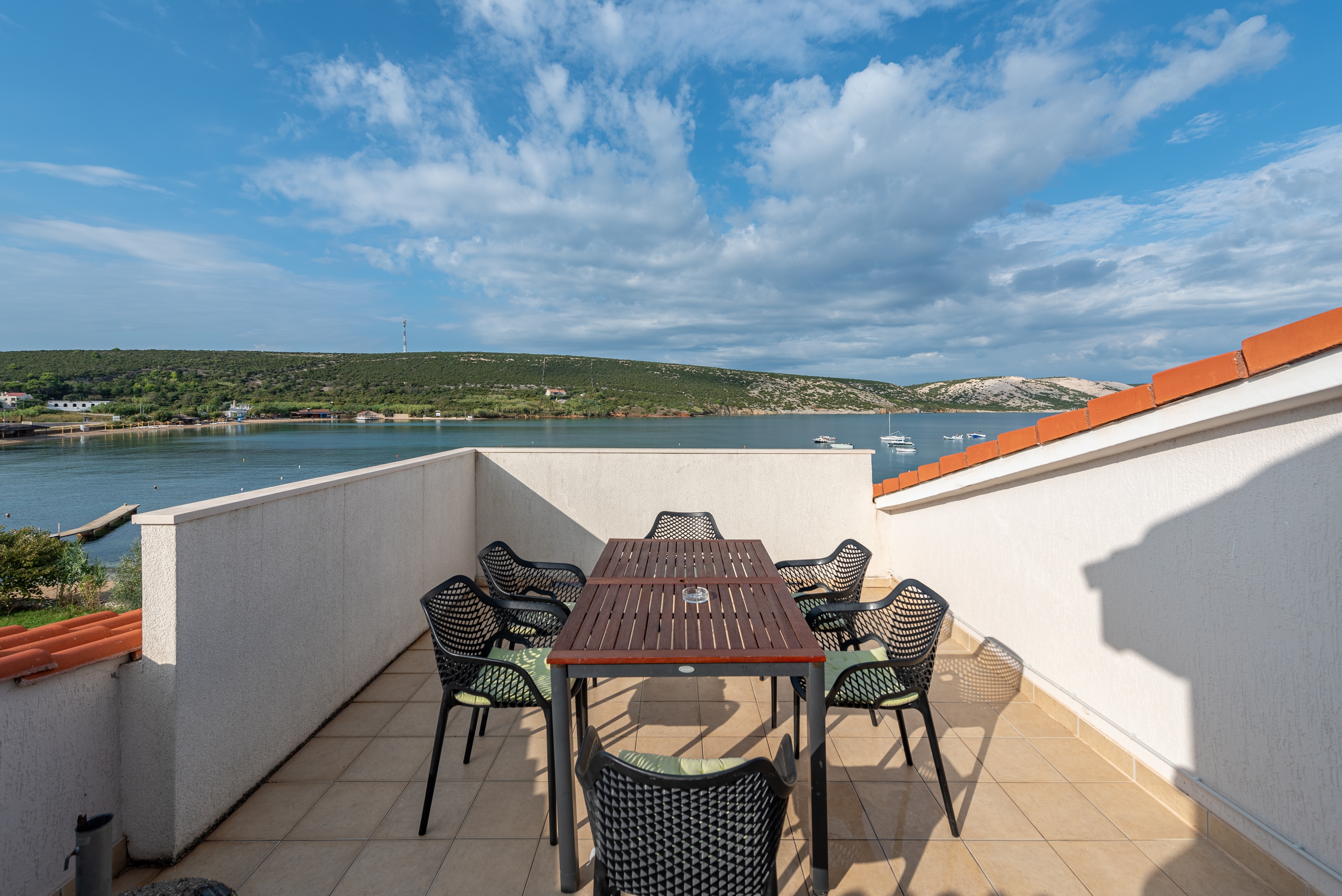 Two bedroom apartment near beach Stara Novalja, Pag  A-a