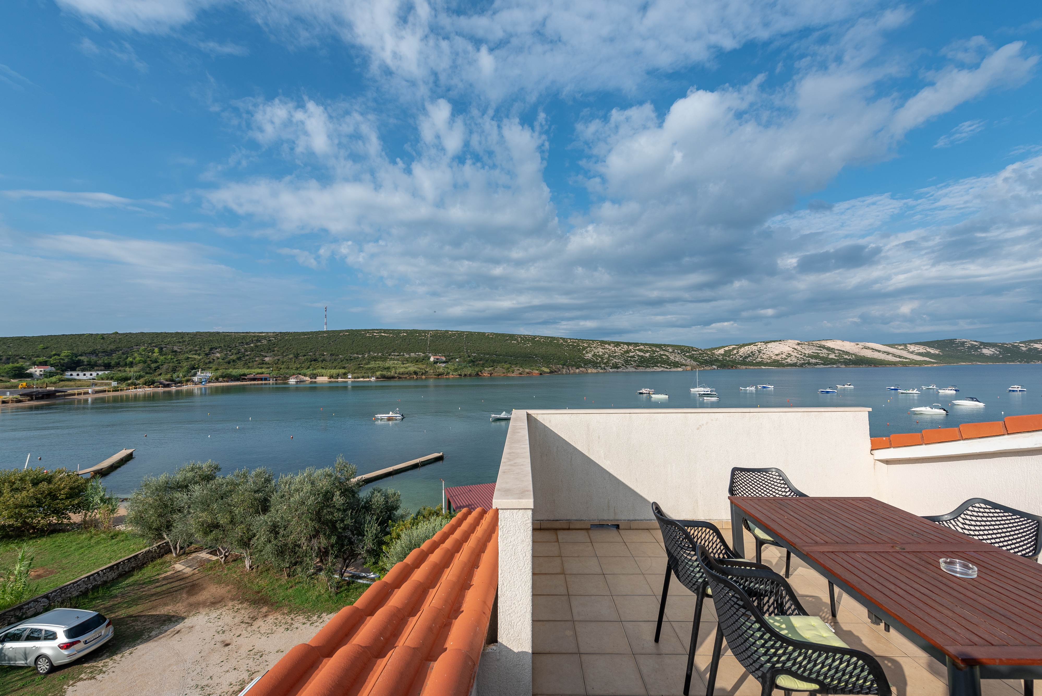 Two bedroom apartment near beach Stara Novalja, Pag  A-a