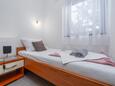 Ložnice 2 Stara Novalja, Ložnice 2 v ubytování typu apartment.