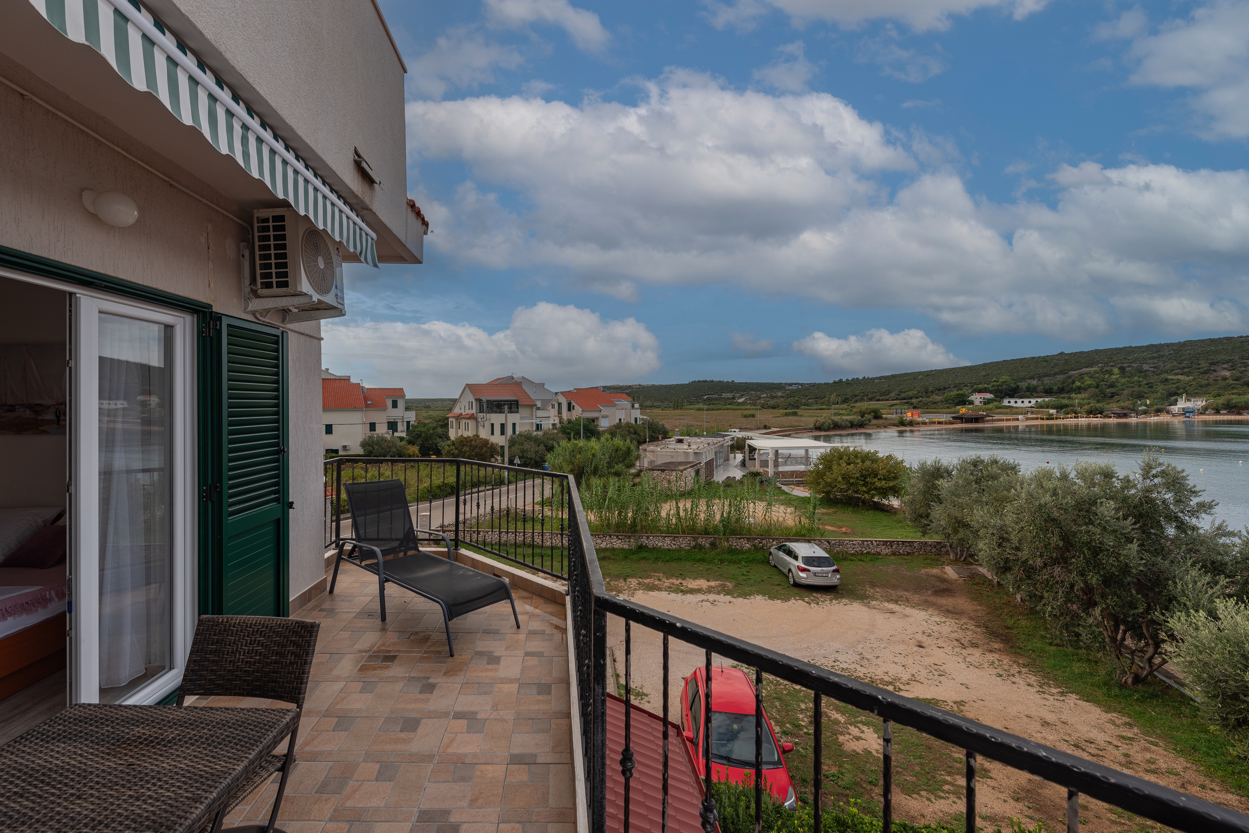 Studio flat near beach Stara Novalja, Pag  AS-b