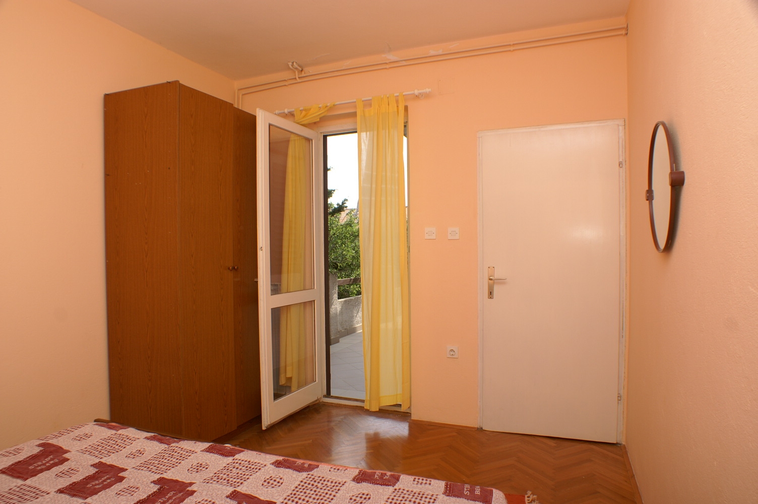 Two bedroom apartment with terrace Mandre, Pag  A-a