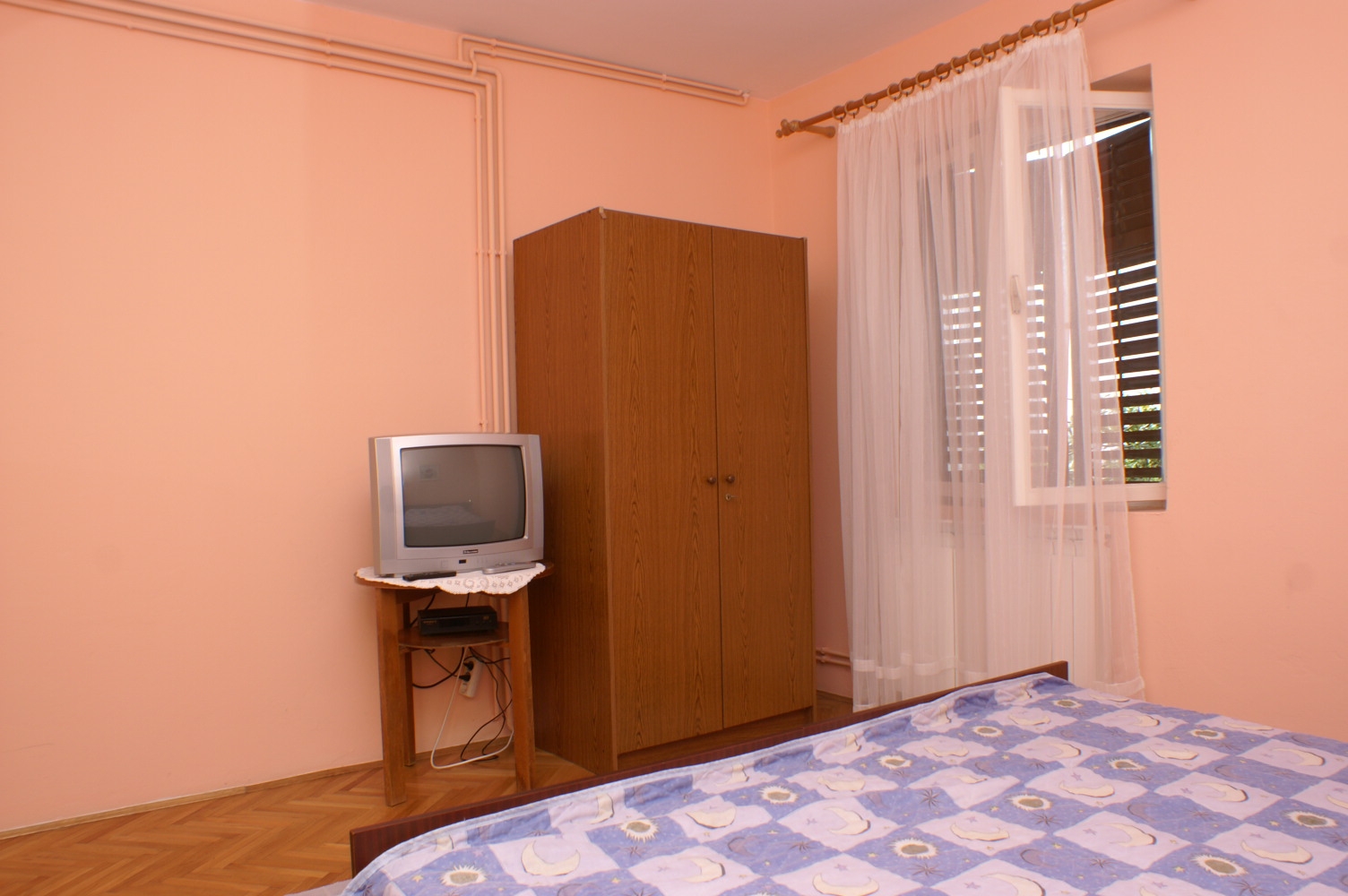 One bedroom apartment with terrace Mandre, Pag  A-b