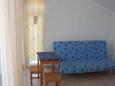 Obývací pokoj Jakišnica, Obývací pokoj v ubytování typu room, domácí mazlíčci povoleni a WiFi.