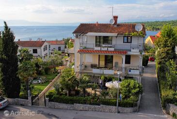 Property Njivice, Krk, Property 408 - Apartments and Rooms with pebble beach.