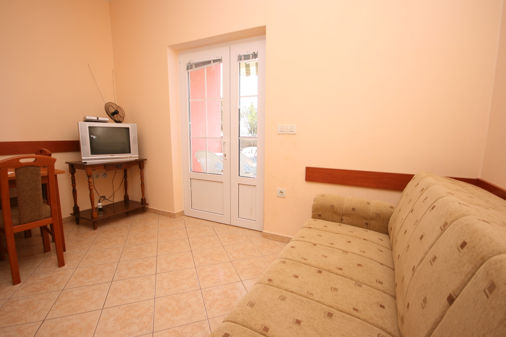 One bedroom apartment near beach Kustići, Pag (A-4081-a)