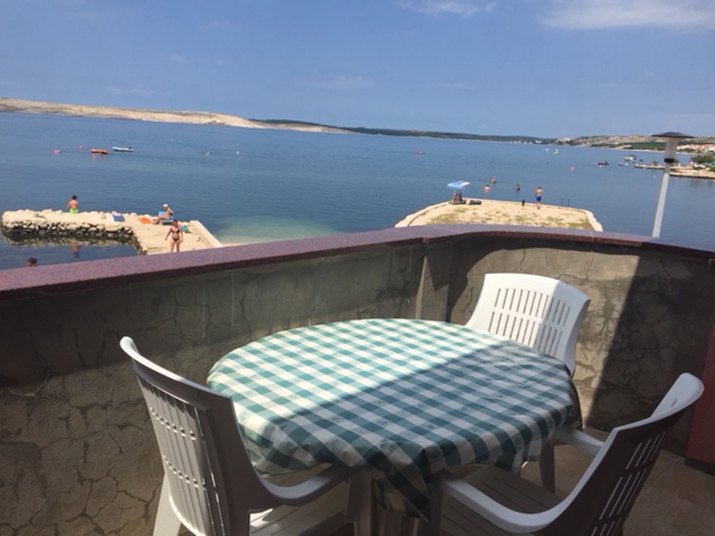 One bedroom apartment near beach Kustići, Pag (A-4081-d)
