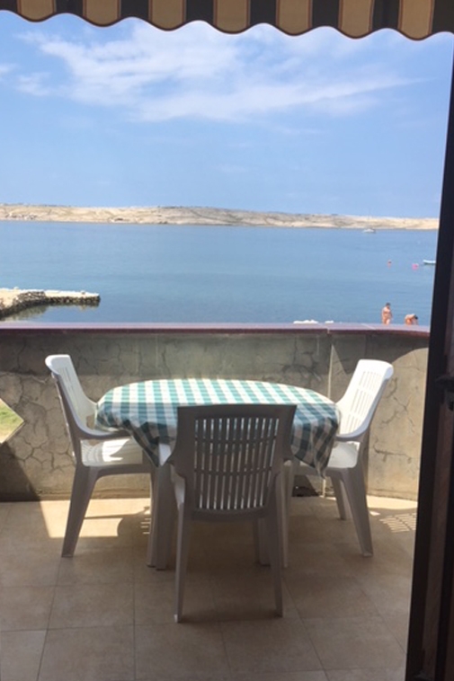 One bedroom apartment near beach Kustići, Pag  A-d