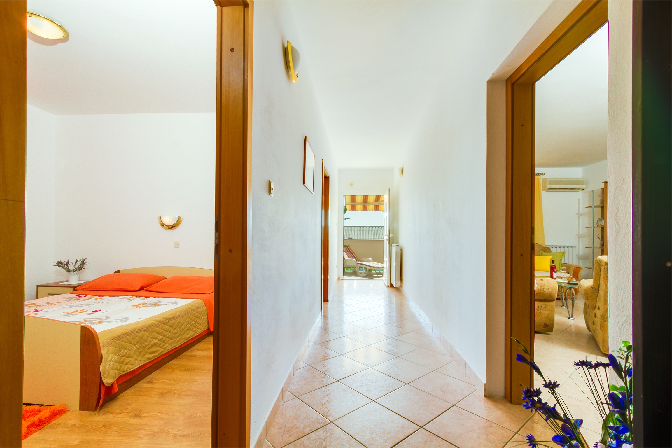 Two bedroom apartment with terrace and sea view Šimuni, Pag  A-a