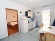 Jídelna Mandre, Jídelna v ubytování typu apartment, s klimatizací a WiFi.