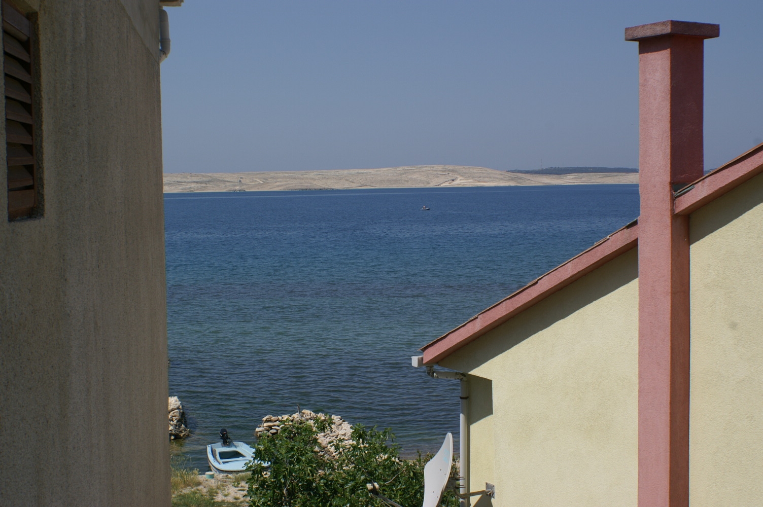 Two bedroom apartment near beach Kustići, Pag  A-a