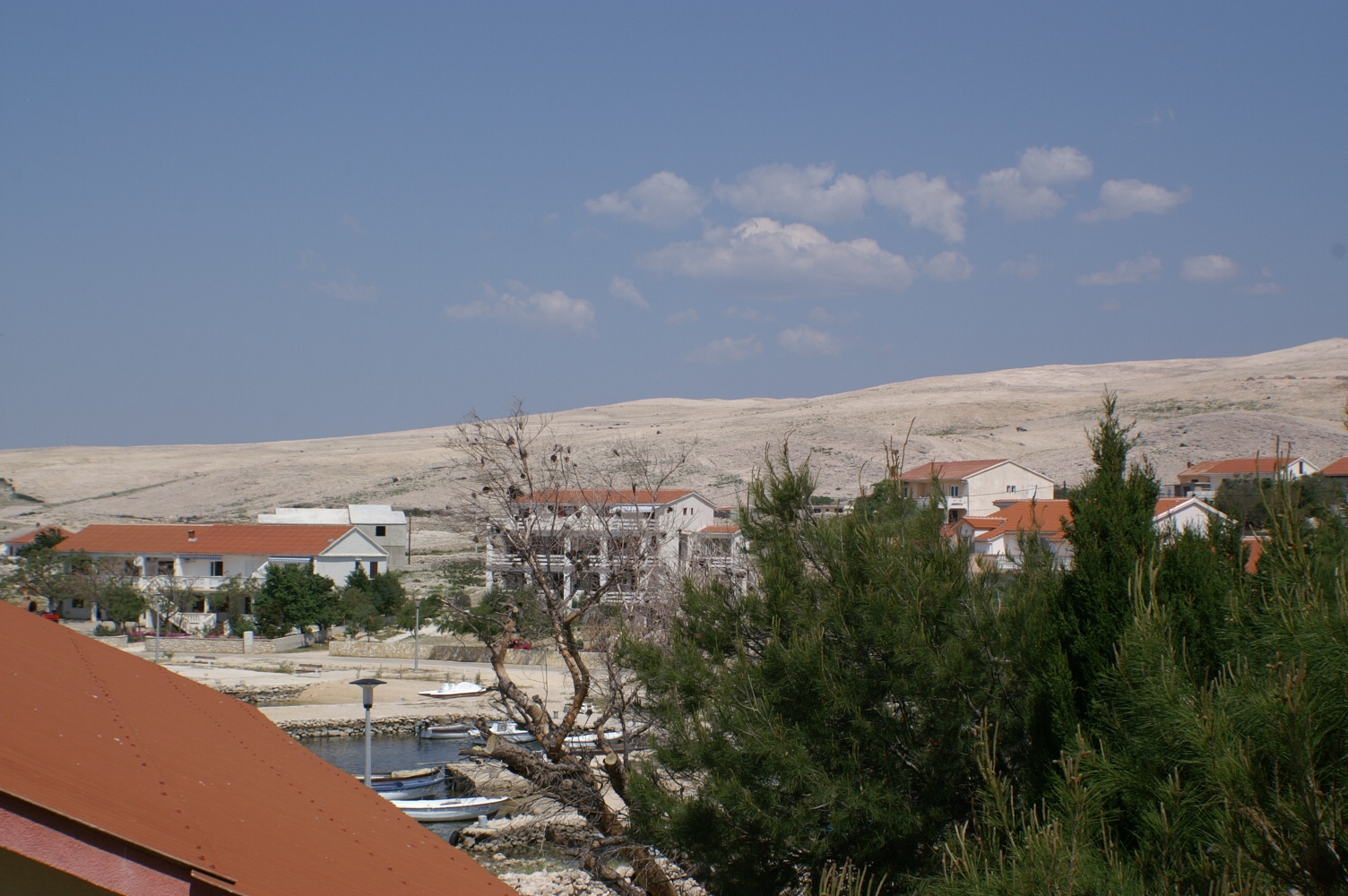 Two bedroom apartment near beach Kustići, Pag  A-a