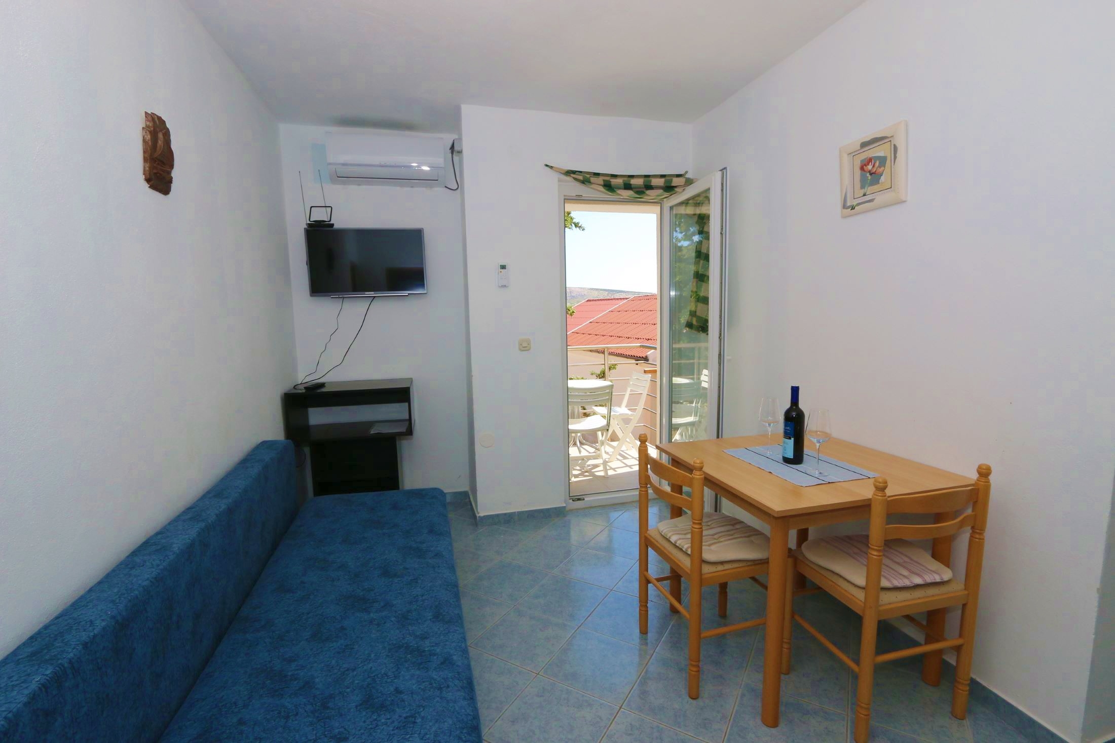One bedroom apartment near beach Kustići, Pag (A-4086-b)