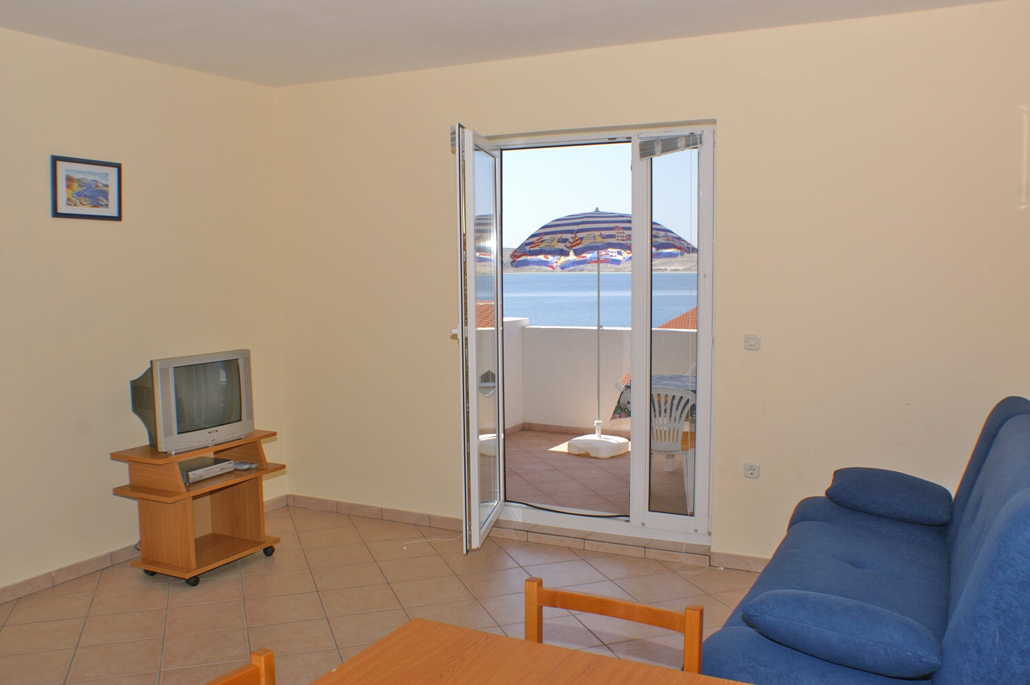 One bedroom apartment near beach Kustići, Pag (A-4087-a) One bedroom apartment near beach Kustići, Pag (A-4087-a)