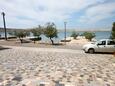 Parking lot Kustići, Pag, Parking lot 4088 - Apartments near sea with pebble beach.