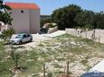 Parking lot Caska, Pag, Parking lot 4089 - Apartments with pebble beach.