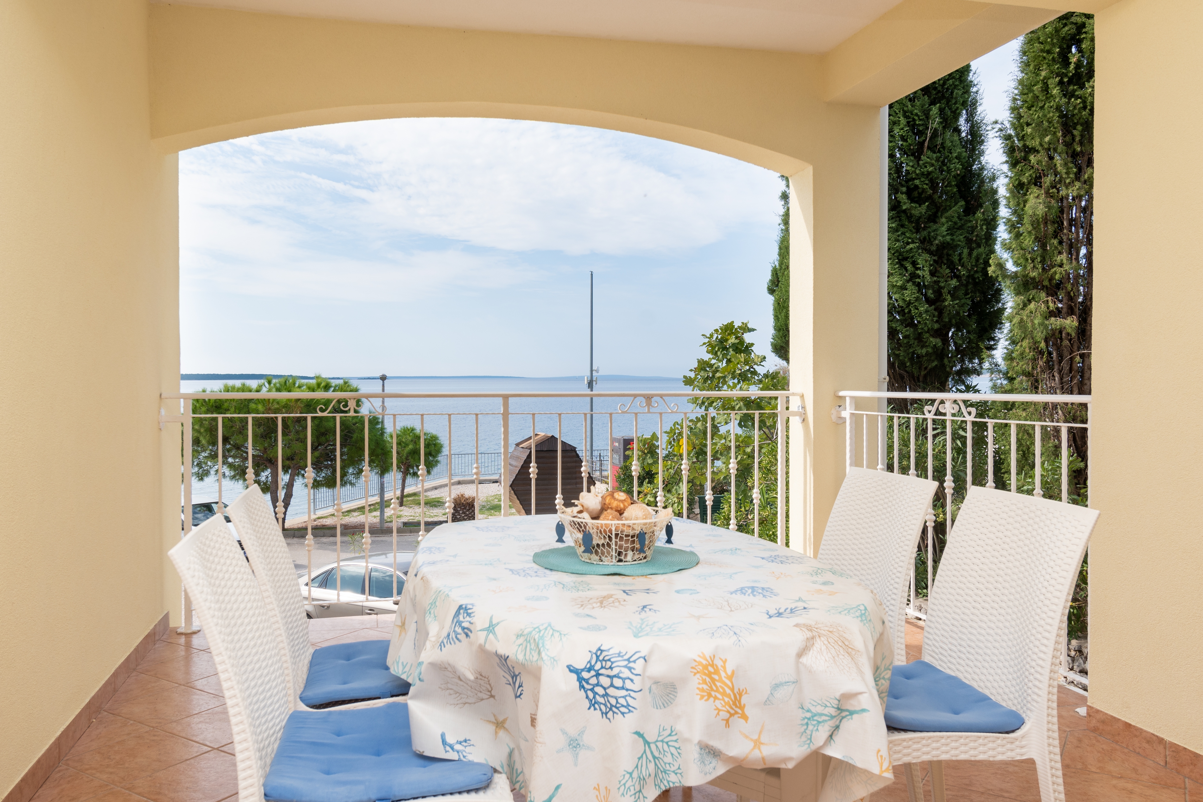 One bedroom apartment near beach Mandre (Pag) (A-4092-a) One bedroom apartment near beach Mandre (Pag) (A-4092-a)