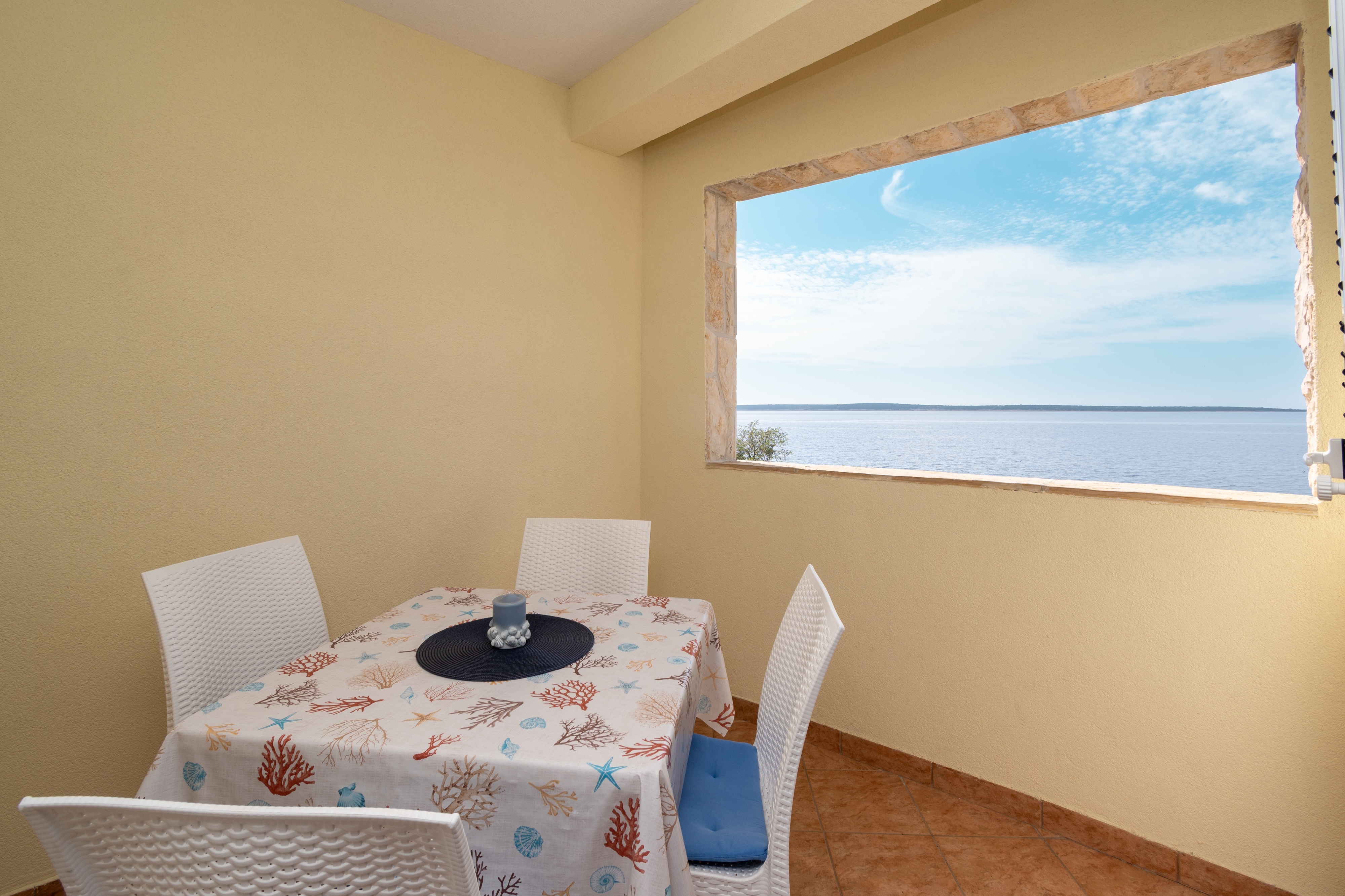 One bedroom apartment near beach Mandre, Pag (A-4092-e) One bedroom apartment near beach Mandre, Pag (A-4092-e)
