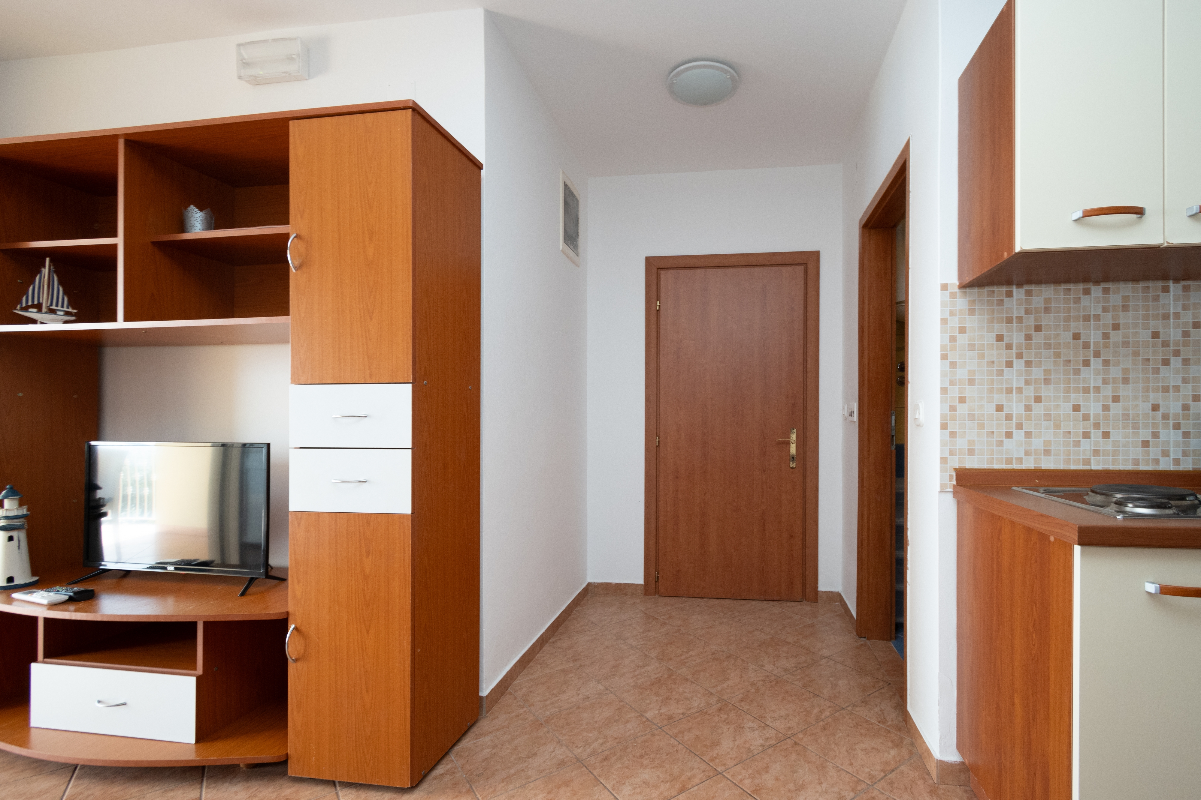 One bedroom apartment near beach Mandre, Pag  A-f