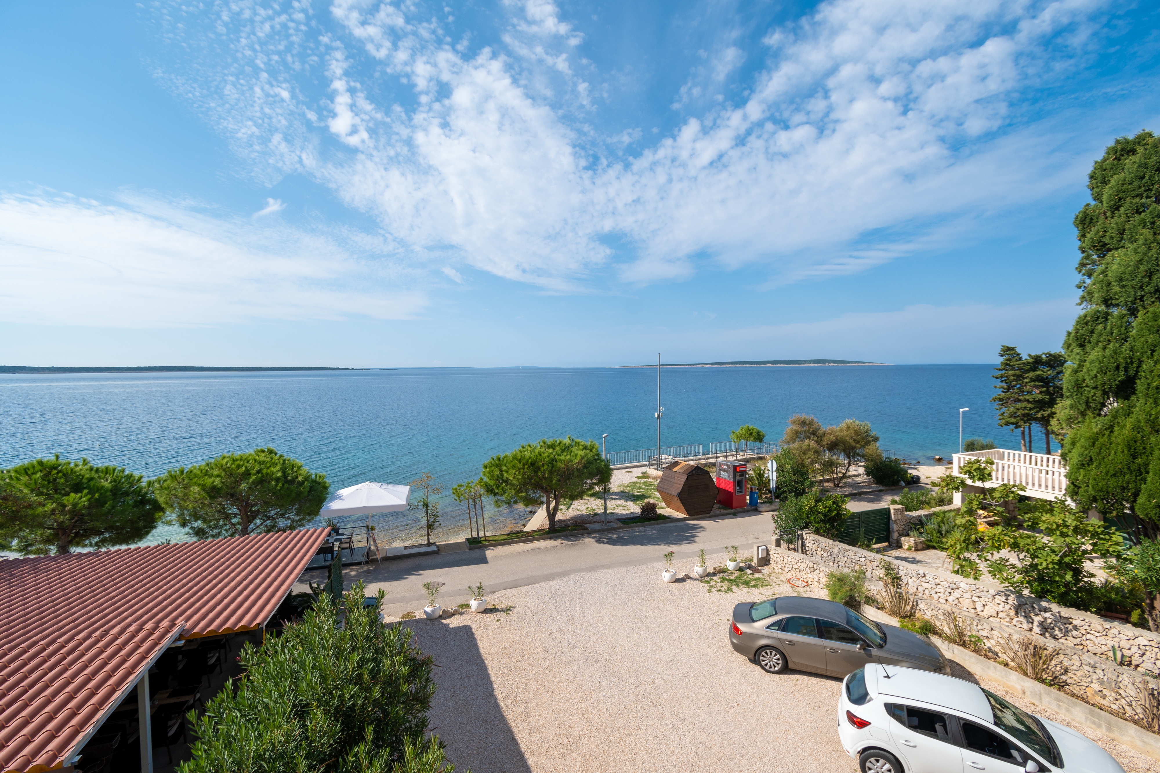 One bedroom apartment near beach Mandre, Pag  A-f