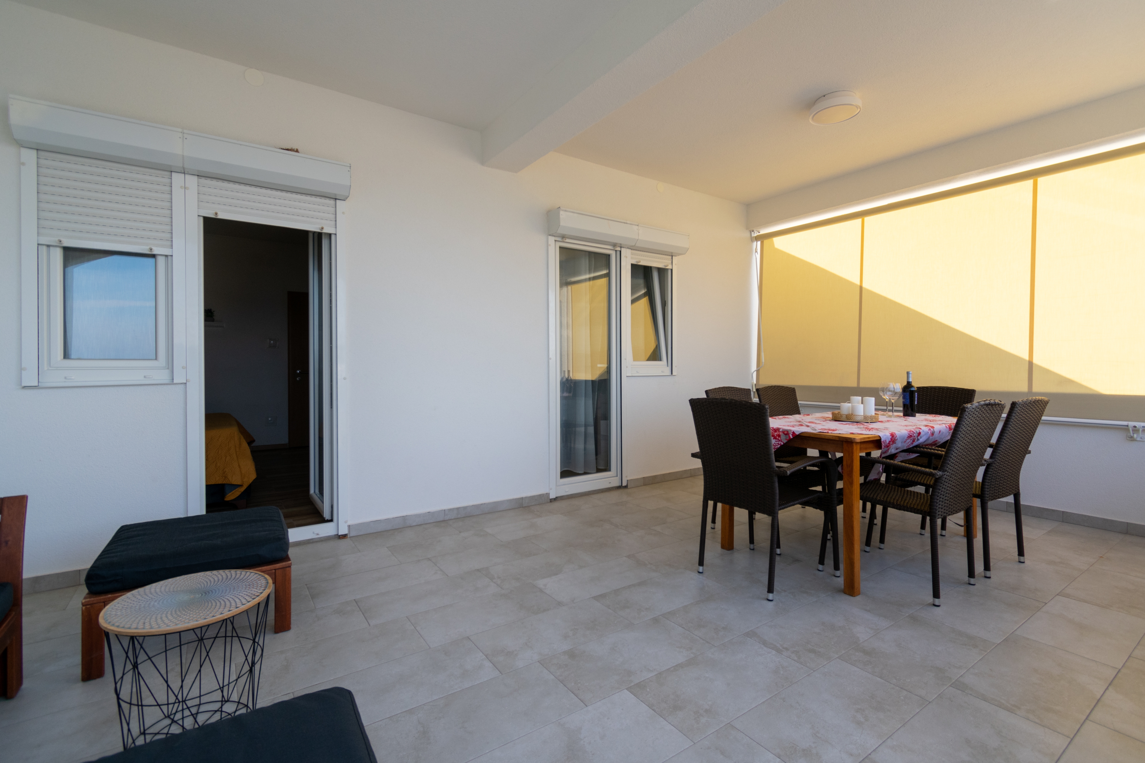 Two bedroom apartment near beach Mandre, Pag  A-a