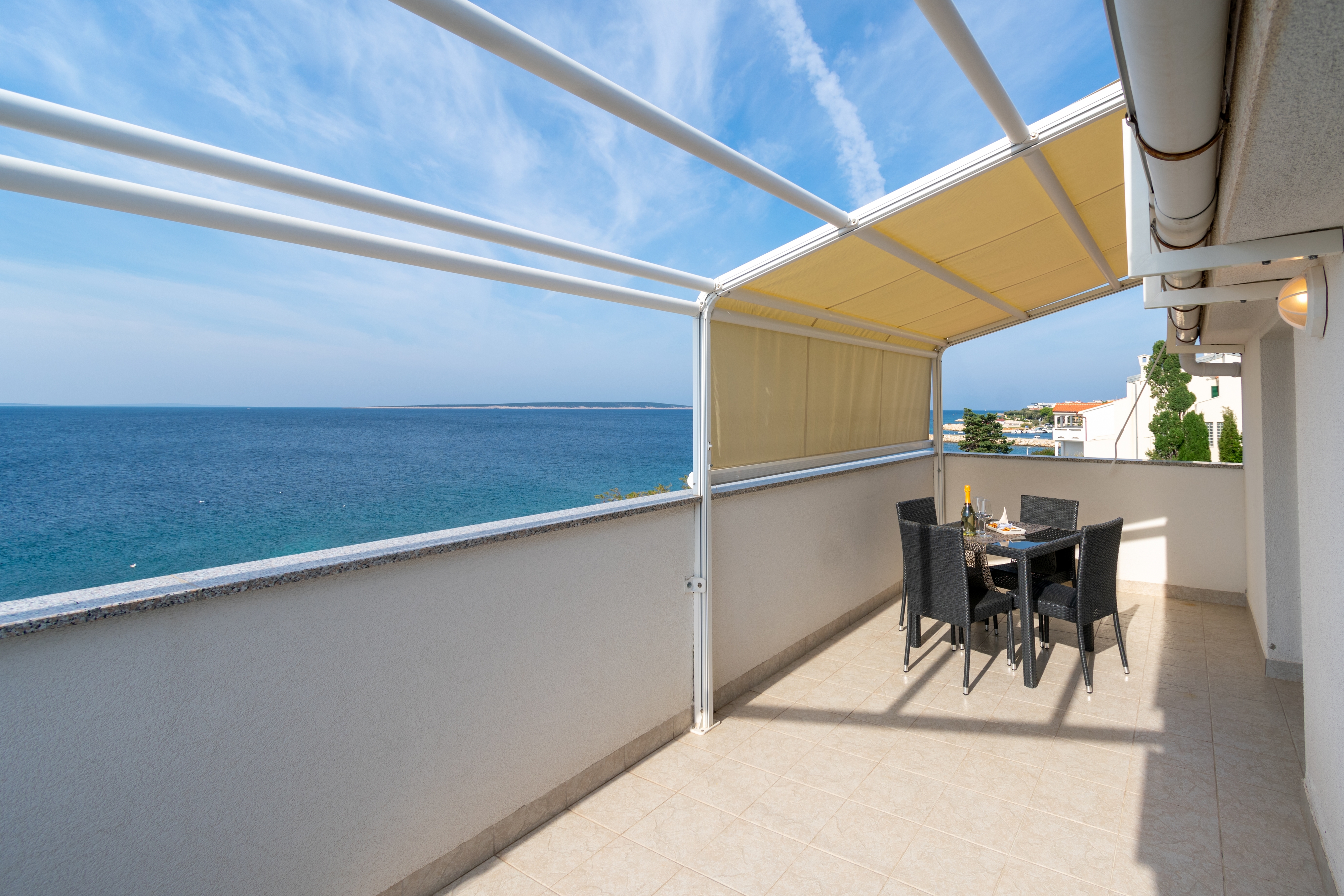 One bedroom apartment near beach Mandre, Pag (A-4093-b) One bedroom apartment near beach Mandre, Pag (A-4093-b)