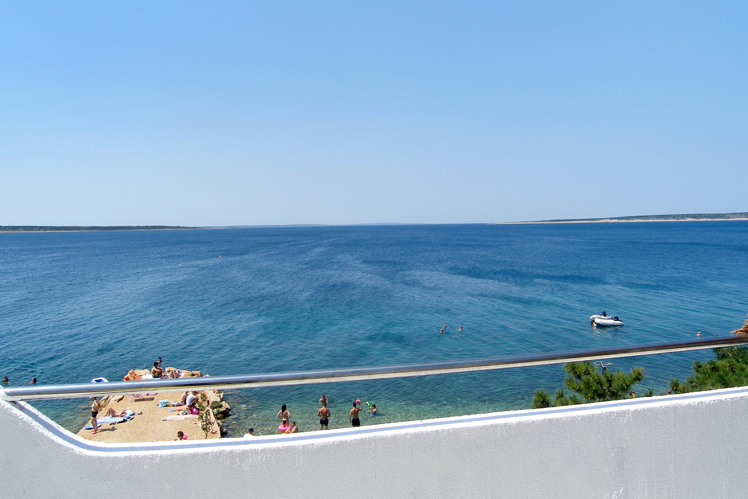 One bedroom apartment near beach Mandre, Pag  A-b