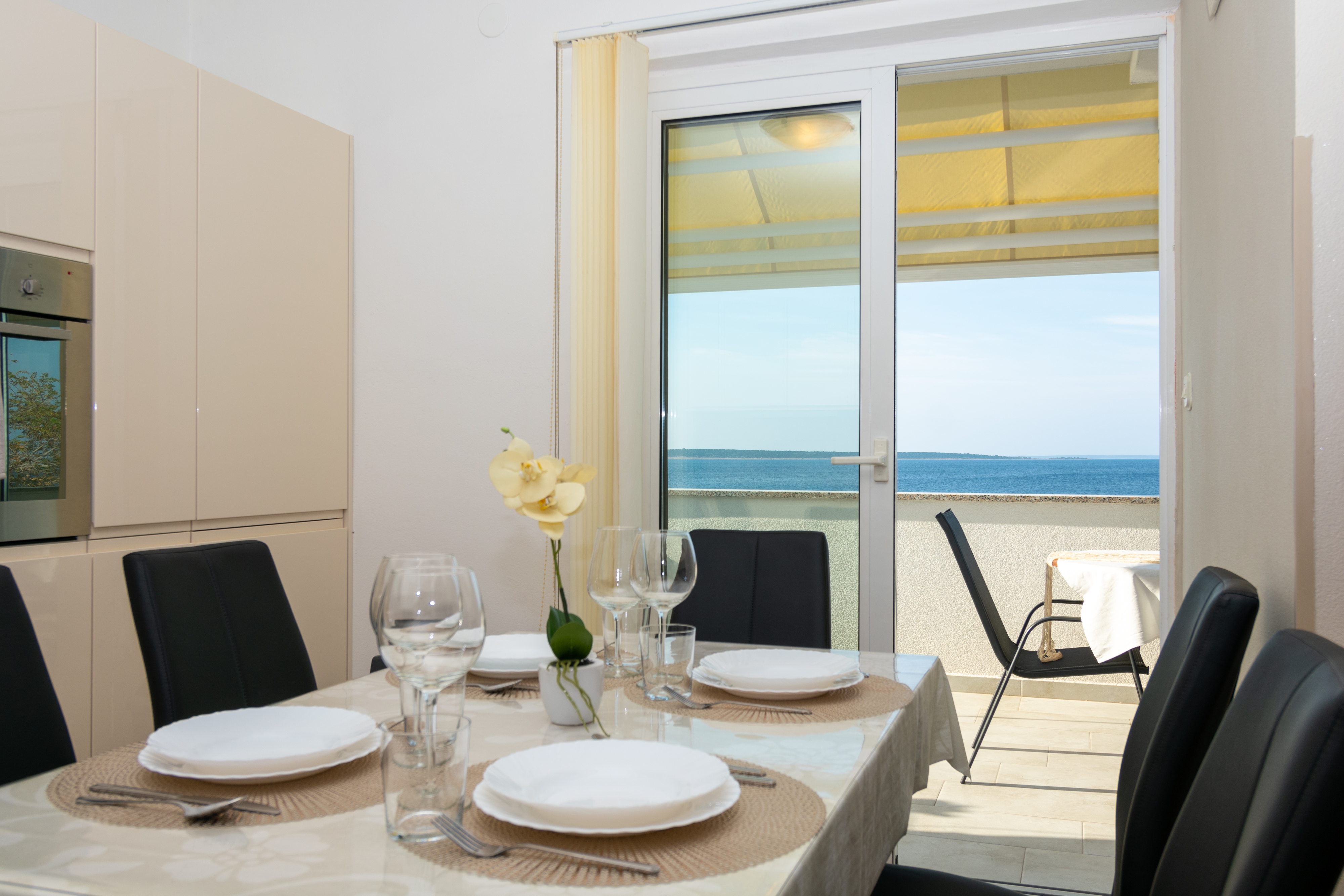 Two bedroom apartment near beach Mandre, Pag (A-4093-d)