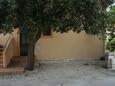 Aparcamiento Mandre, Pag, Aparcamiento 4095 - Apartamentos near sea with pebble beach.