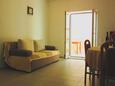 Гостиная Kustići, Гостиная в размещении типа apartment, WiFi.