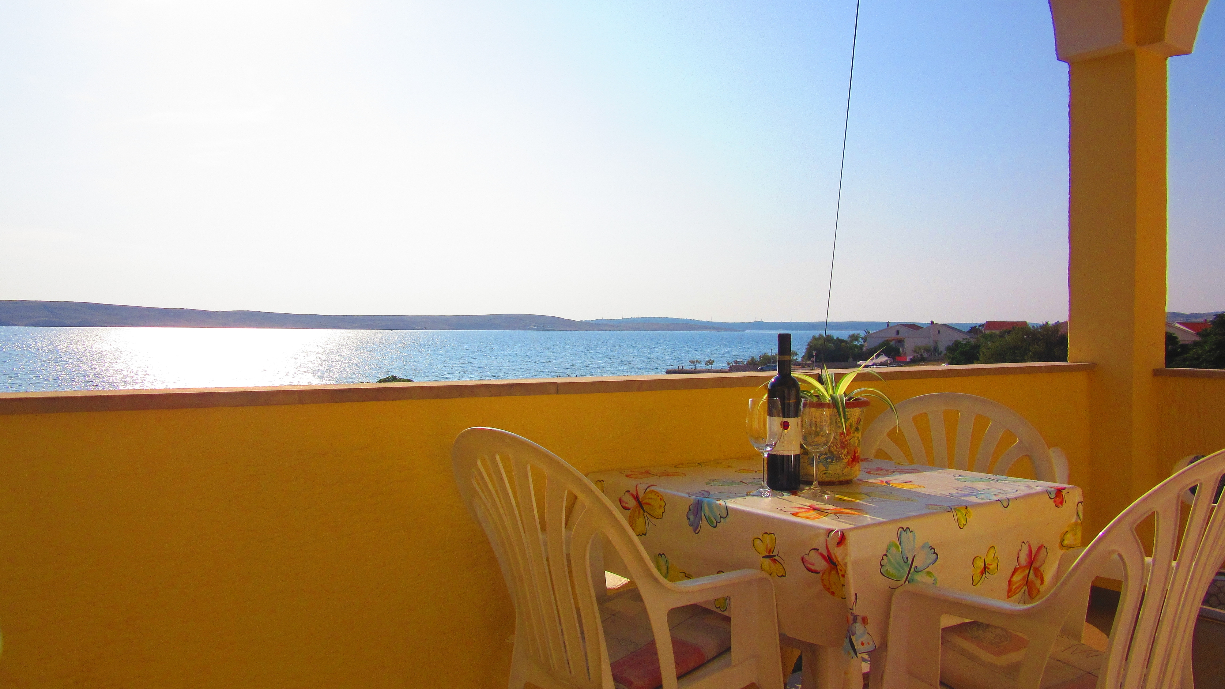 One bedroom apartment near beach Kustići, Pag  A-d