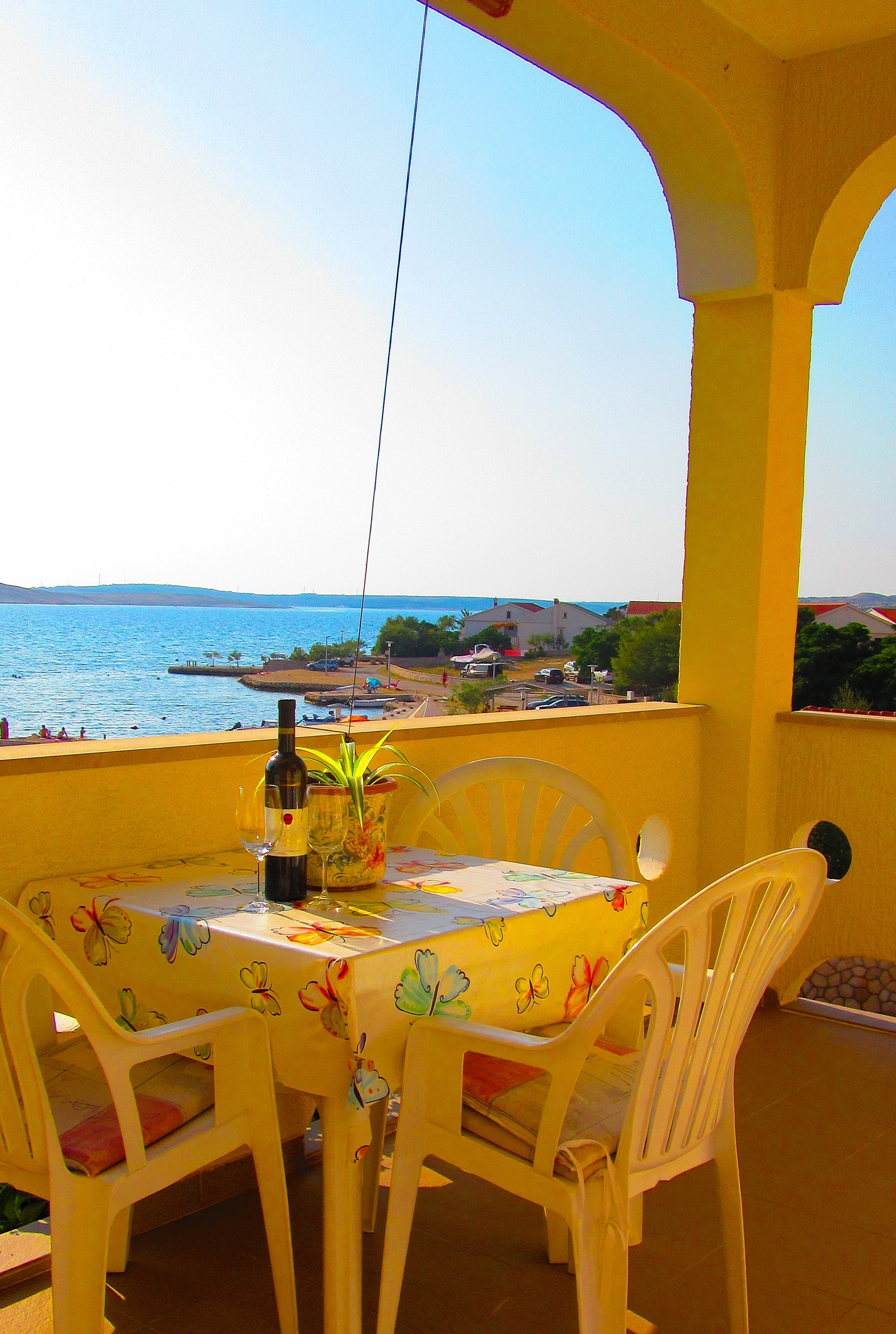 One bedroom apartment near beach Kustići, Pag  A-d